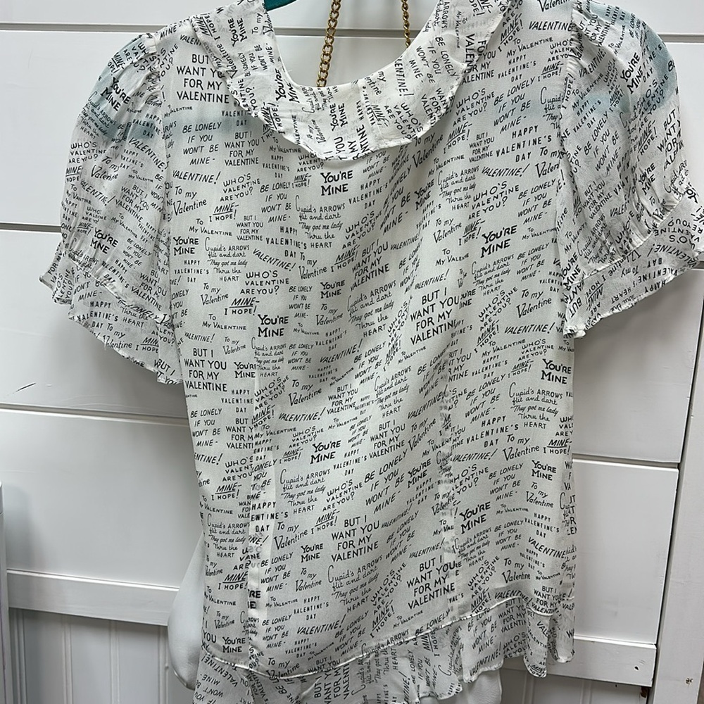 Maeve from ANTHROPOLOGIE love Note valentine romantic script Wrap Top Size 6 NWT - Picture 5 of 7